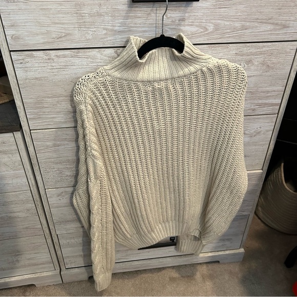 Elan Everest Sweater with  a zipper collar and made in our cozy, soft knit - Picture 4 of 6